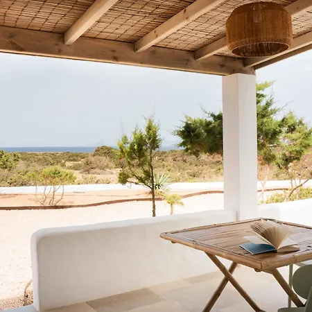 Apartamentos Punta Rasa Cala Saona Exterior photo
