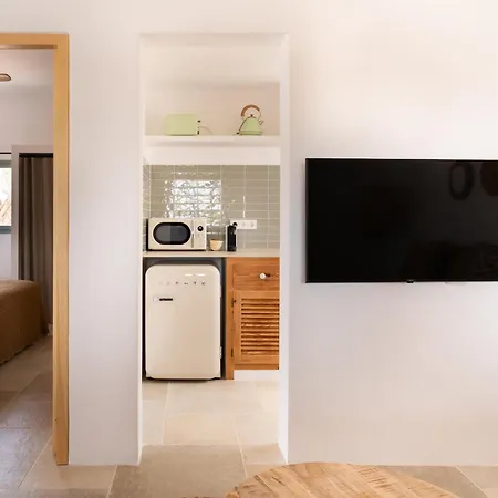 Apartamentos Punta Rasa Cala Saona Exterior photo